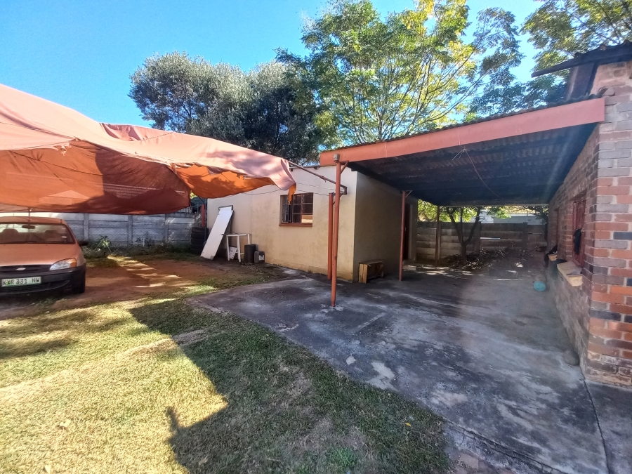 4 Bedroom Property for Sale in Bodorp North West